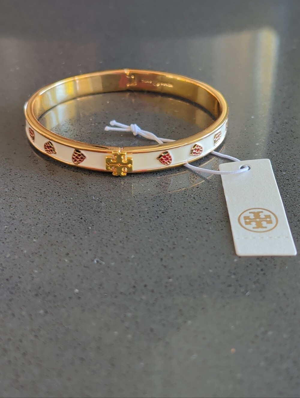 Tory Burch NWT Kira Raspberry Ground-Off Enamel 7mm Bracelet MSRP $178 W47